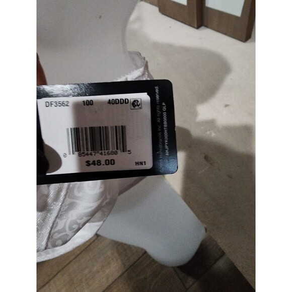 NWT 40DDD Bali Satin Tracings 3562 Minimizer Bra White Underwire Full Coverage - Picture 4 of 10